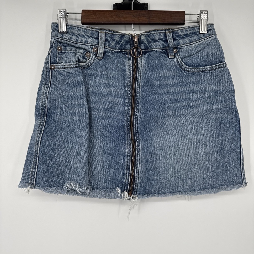 Free People We the Free Denim Zip it Up Mini‎ Skirt Sz 26 Preppy Bratz Y2K Style